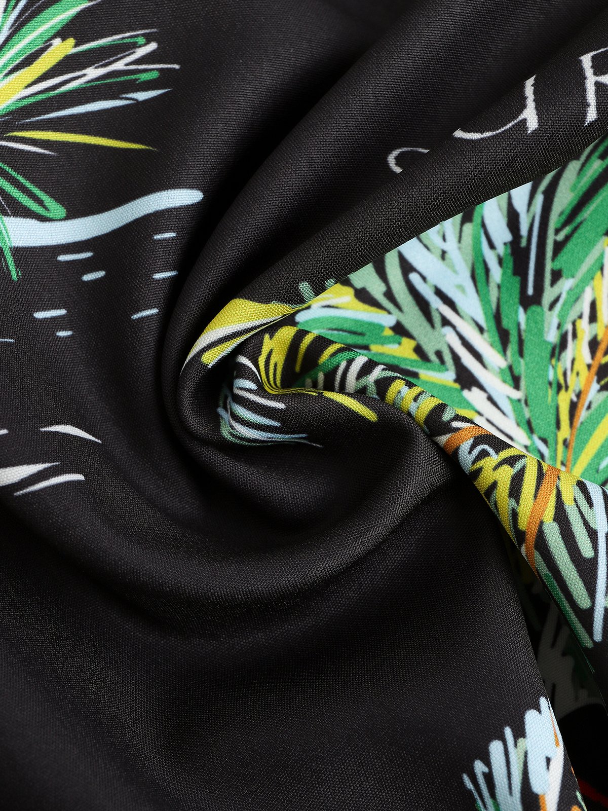 Men's Music Guitar Print Casual Breathable Fabric Hawaiian Short Sleeve Shirt