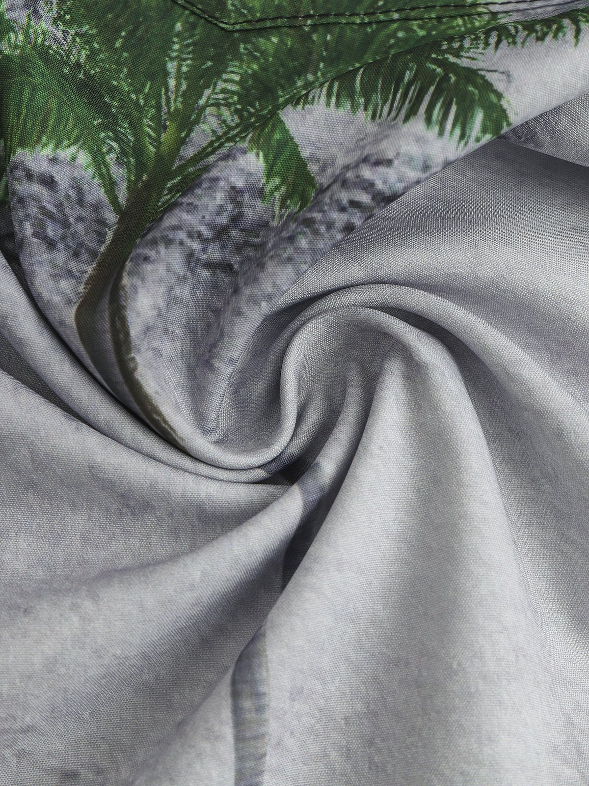 Men's Gradient Background Coconut Tree Element Graphic Print Short Sleeve Shirt