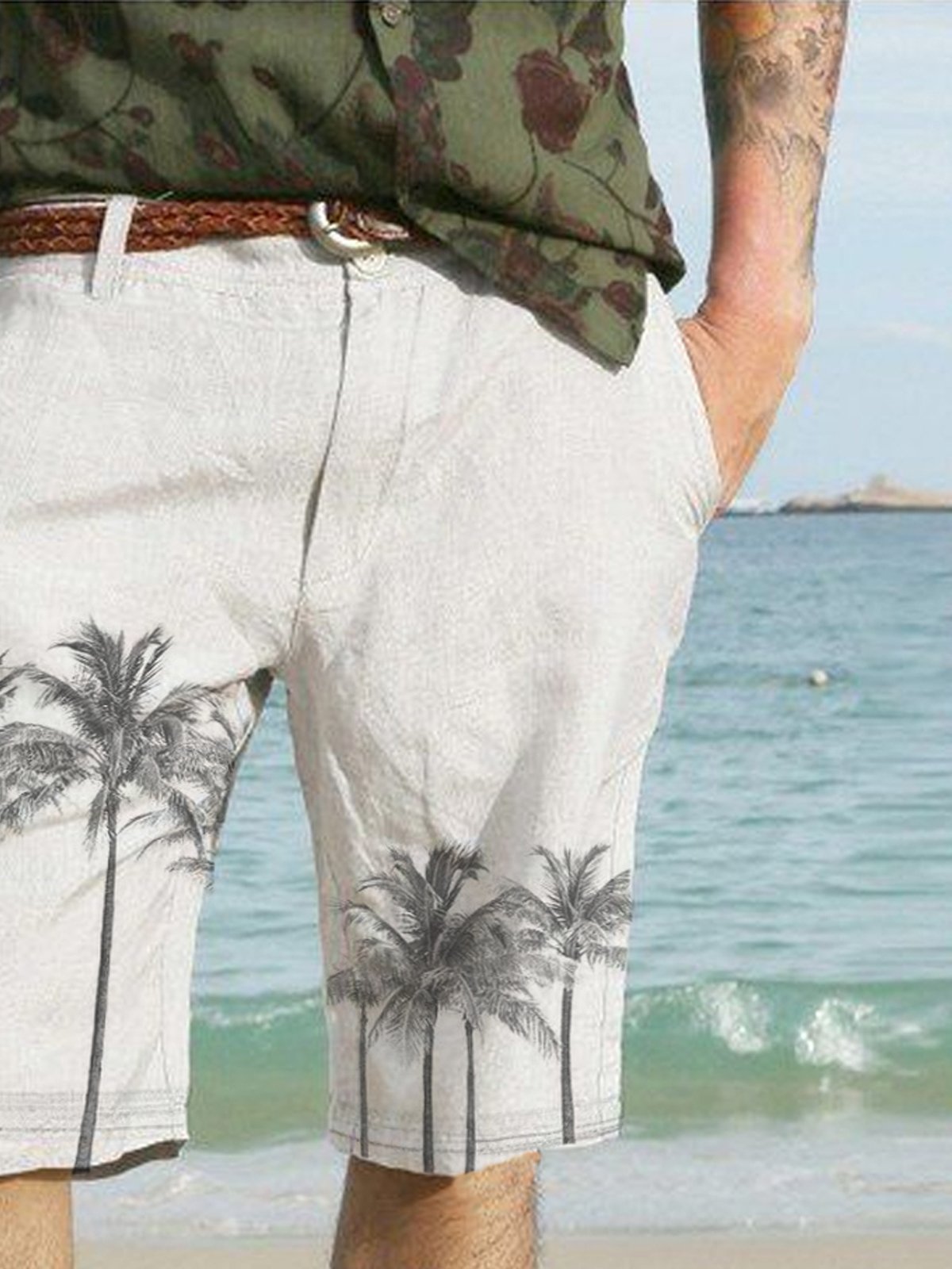 Coconut Tree Bermuda Short