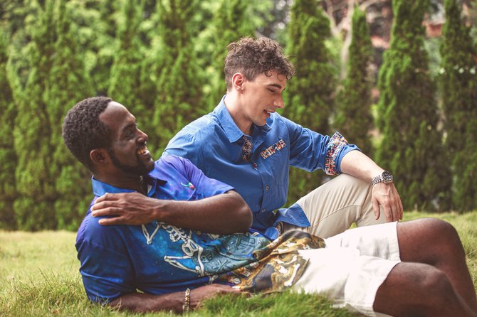 Side view of Men Polka Dots Casual Spring/Fall Natural No Elasticity Loose Commuting Cotton Regular Aloha Shirts