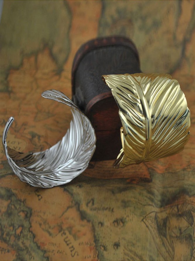 Side view of Hawalili Plain Golden men Accessories Vintage Alloy All Season  Accessories