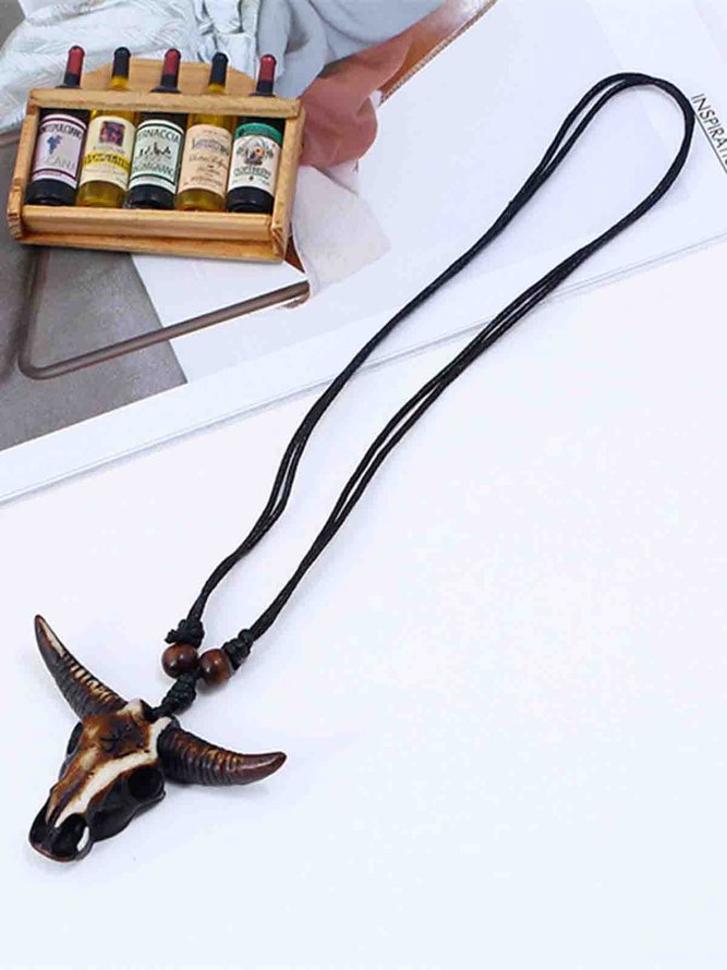 Men's Vintage Plain Resin Fishbone Bull Head Necklace