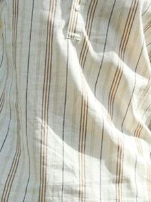 Side view of Men Striped Casual Spring/Fall Natural No Elasticity Commuting Long Sleeve H-Line Regular Aloha Shirts
